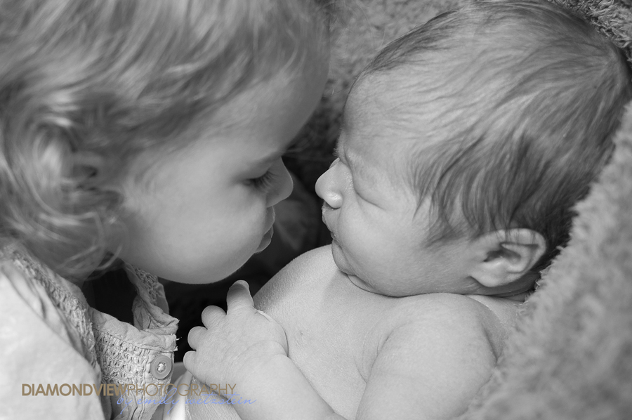 Little Brother Samuel | Ottawa Newborn Photographer