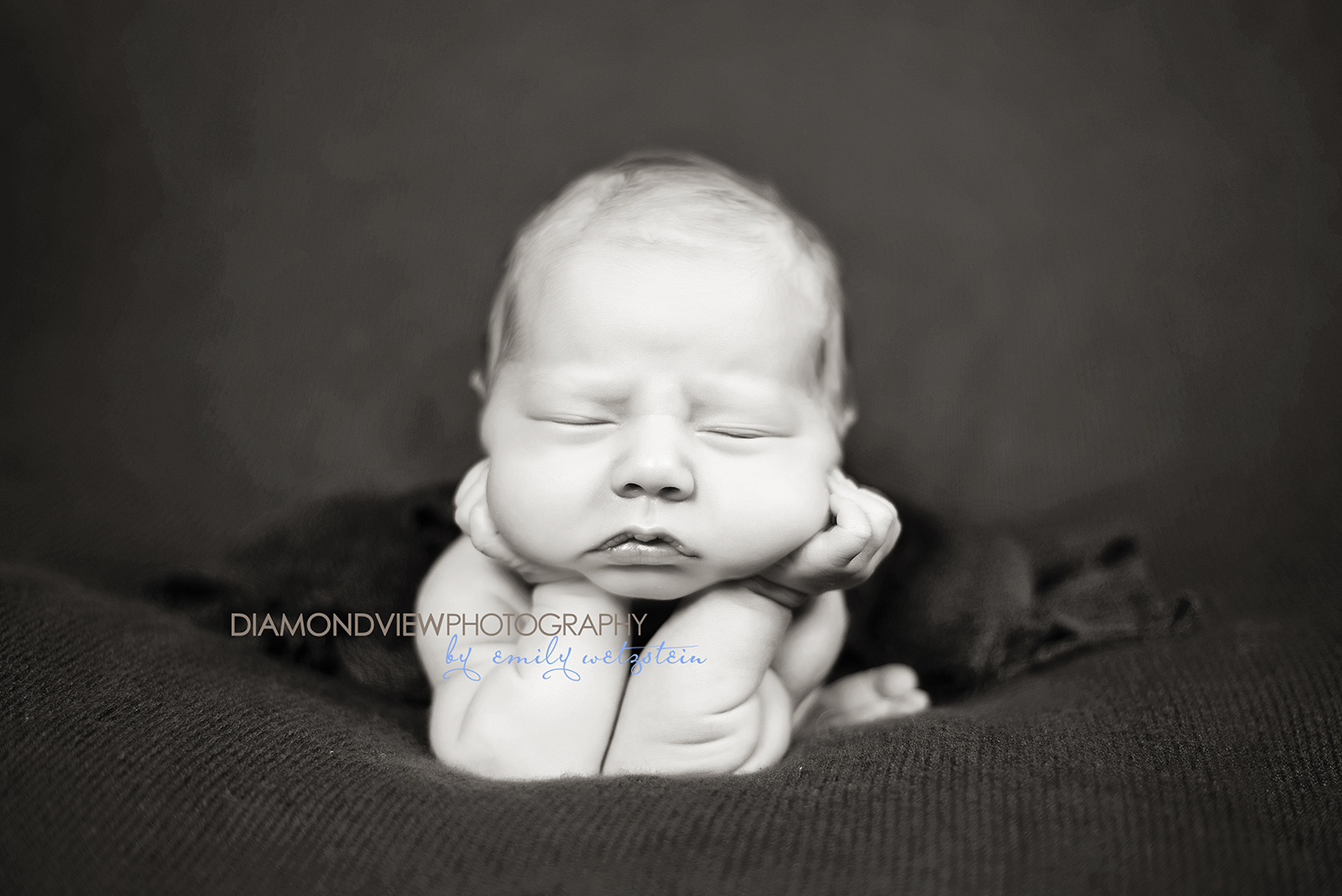 Meet Avery | Ottawa Newborn Photographer