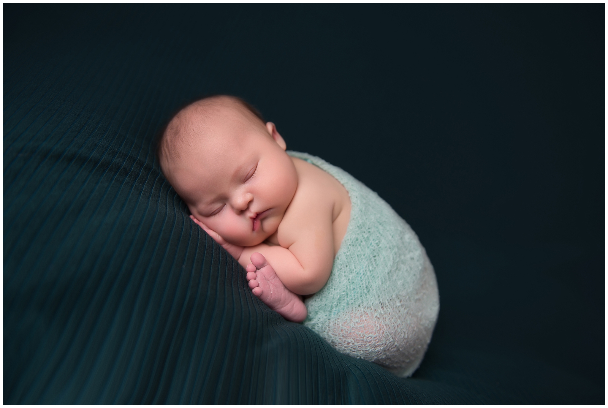 Ottawa Newborn Photographer | Emmalynn