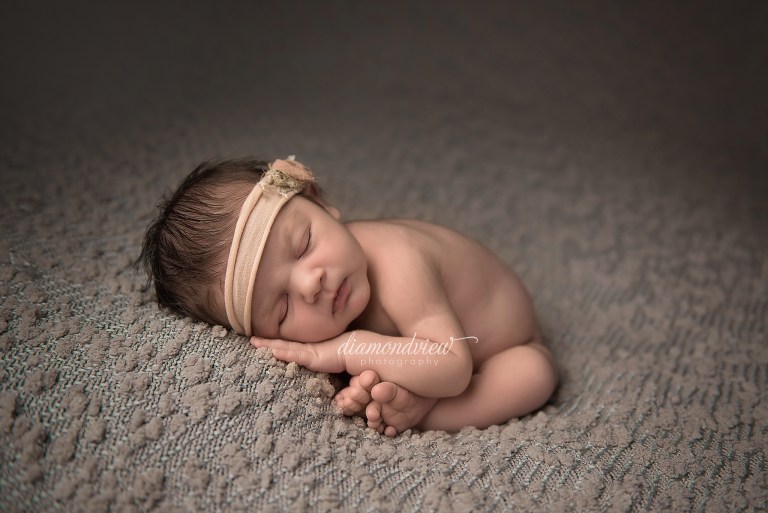 Ottawa Newborn Photographers | Baby Girl Nyla