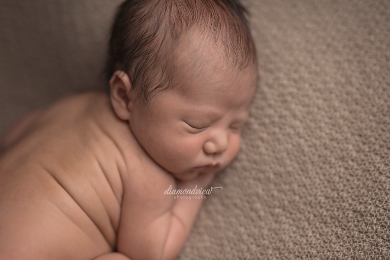 Ottawa Newborn Photographer | Baby Hugo