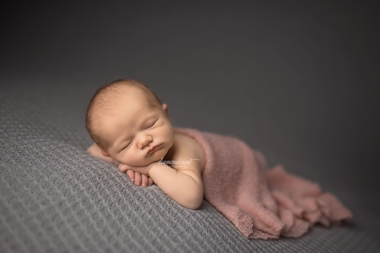 Ottawa Newborn Photography | Baby Charlotte