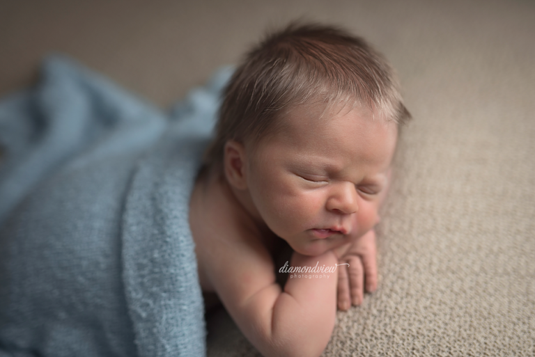 Ottawa Newborn Photographers | Baby Charlie