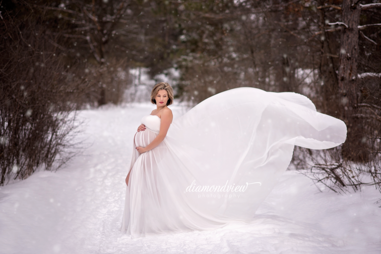 Ottawa Maternity Photographer | Outdoor Maternity Session