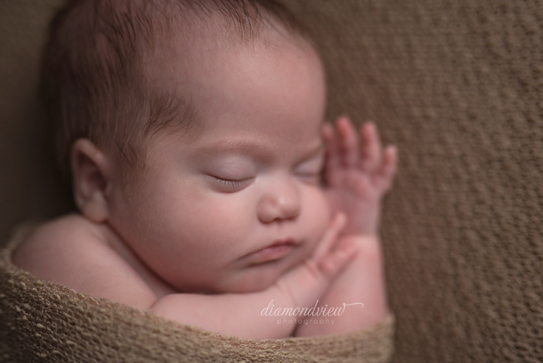 Ottawa Newborn Photographer | Baby Daphne