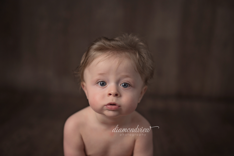 Ottawa Baby Photographer | CJ is 8 months!