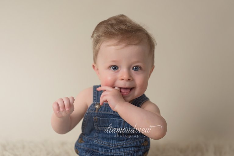 Ottawa Baby Photographer | CJ is 9 months!