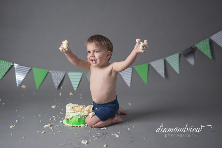 Ottawa Baby Photographer | A’s Cake Smash