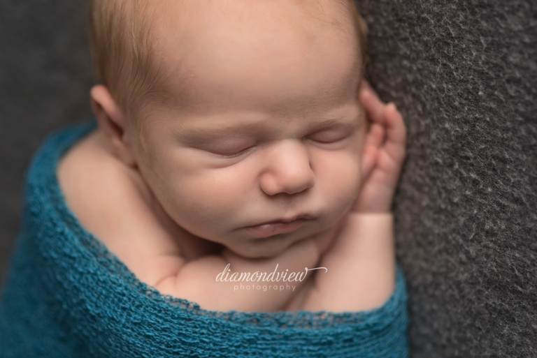 ottawa baby photographers, ottawa newborn photographers, baby boy