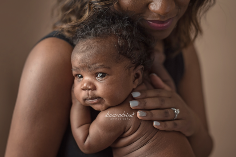 Ottawa Newborn Photographers | Baby Kiannah