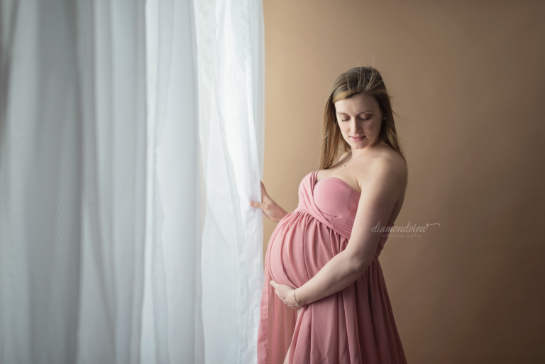Ottawa Maternity Photographer | Spring Studio Session