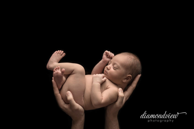 Ottawa Newborn Photographer | Baby Kira