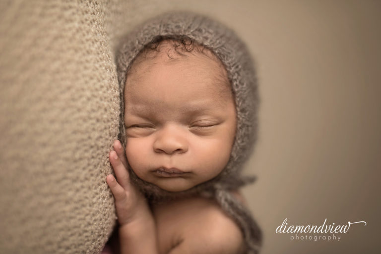 Ottawa Newborn Photographer | Baby E