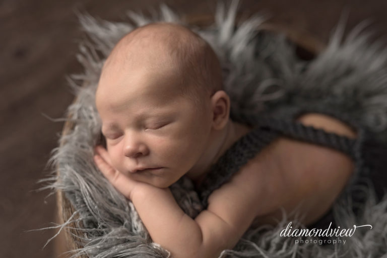 Ottawa Newborn Photographer | Baby Russell