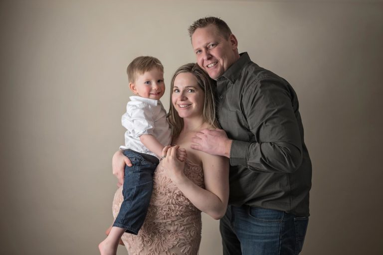 Ottawa Maternity Photographer | Spring Baby