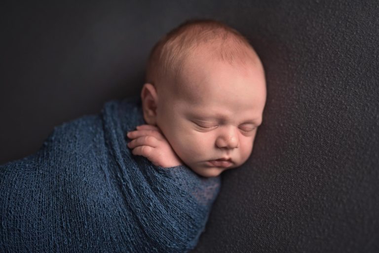 Ottawa Newborn Photographer | Baby Calvin