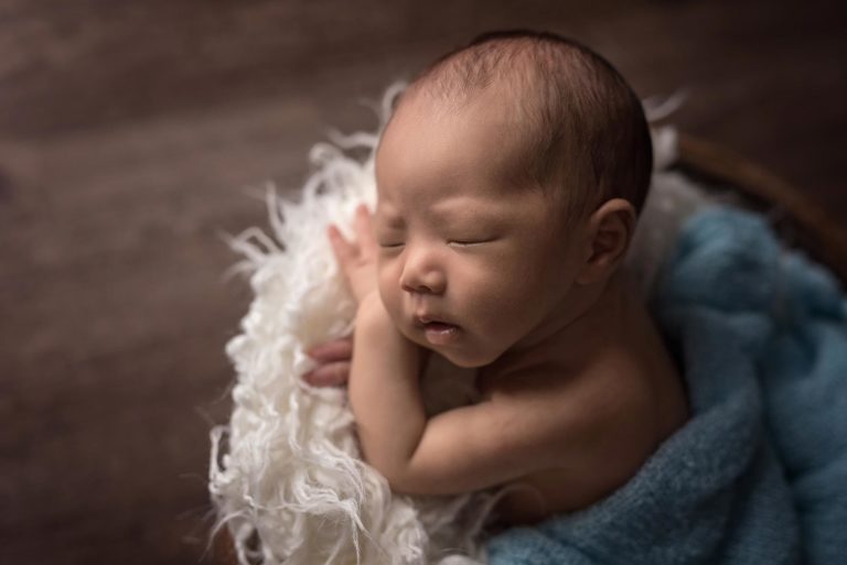 Ottawa Newborn Photographer | Baby Osmond