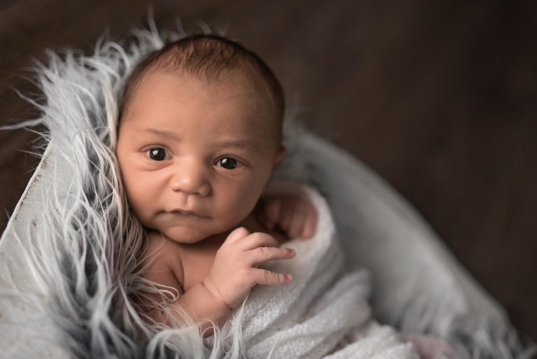 Ottawa Newborn Photographer | Baby Lyam