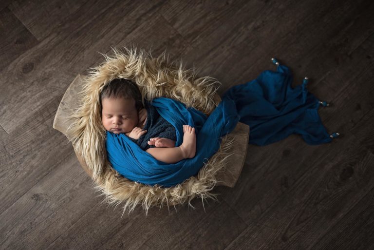 Ottawa Newborn Photographer |  Baby V
