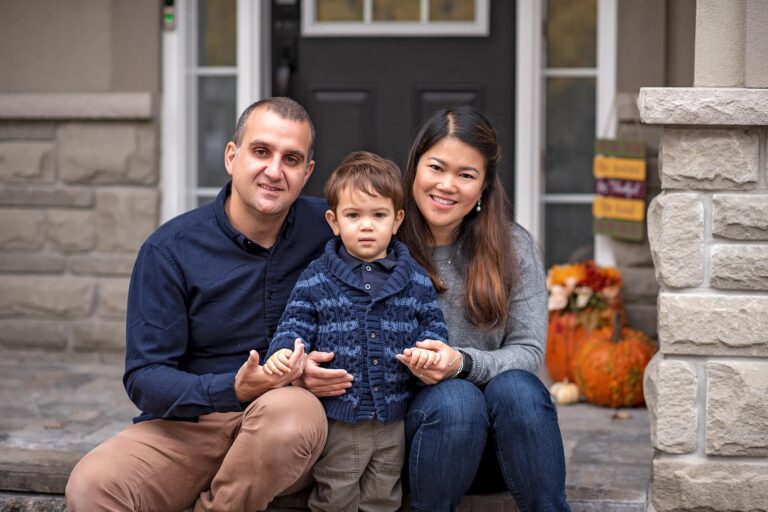 Ottawa Family Photographer | Fall Porch Session