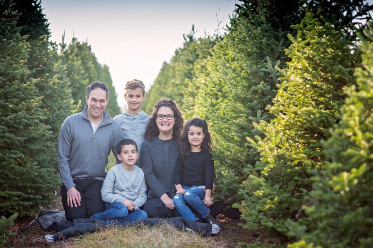 Ottawa Family Photographer | At the Tree Farm with A & M