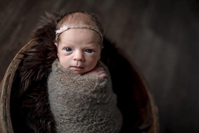 Ottawa Newborn Photographer | Baby Kenna