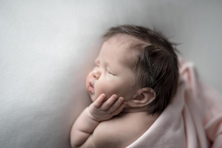 Ottawa Newborn Photographer | Baby Théa
